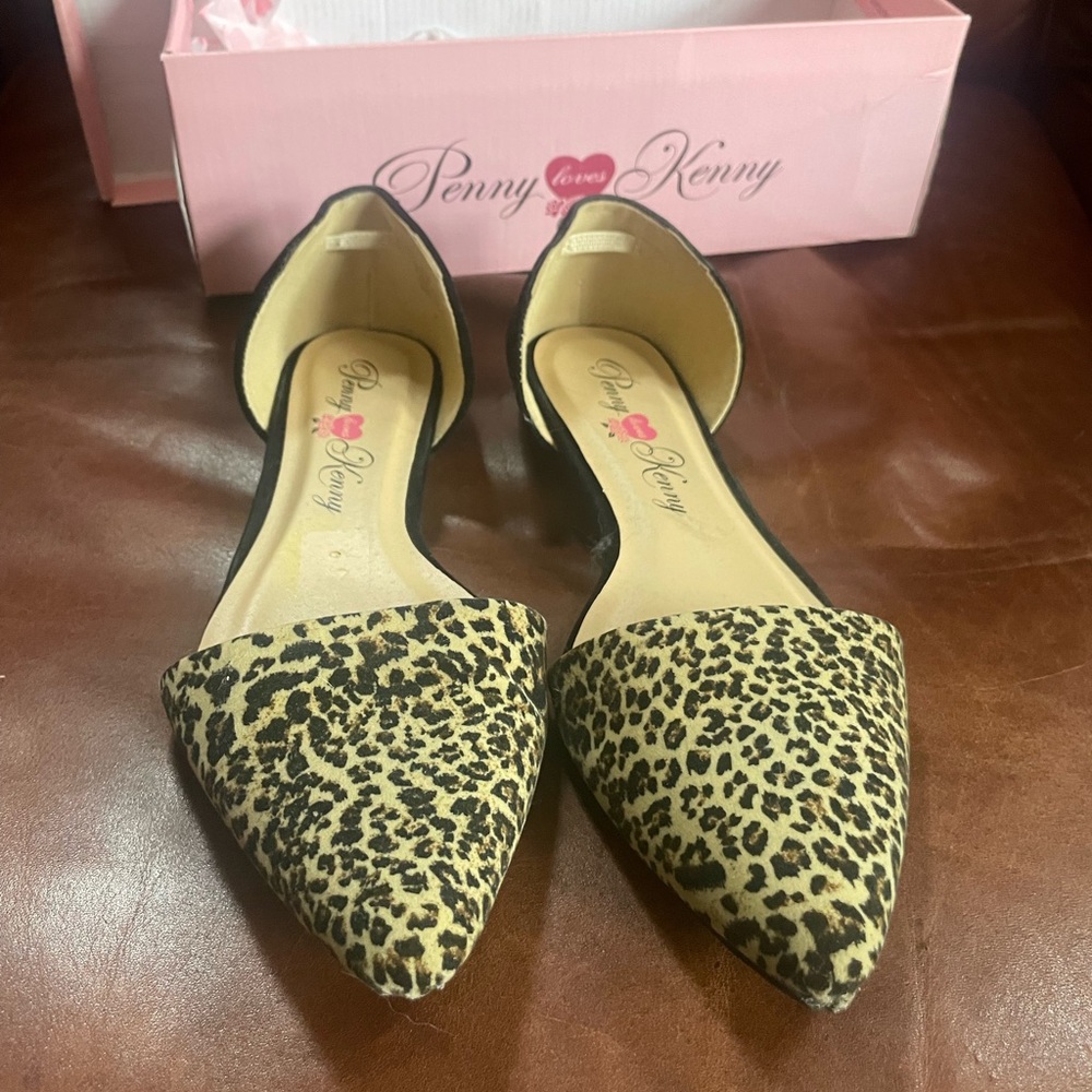 Penny Loves Kenny Leopard Print Flats